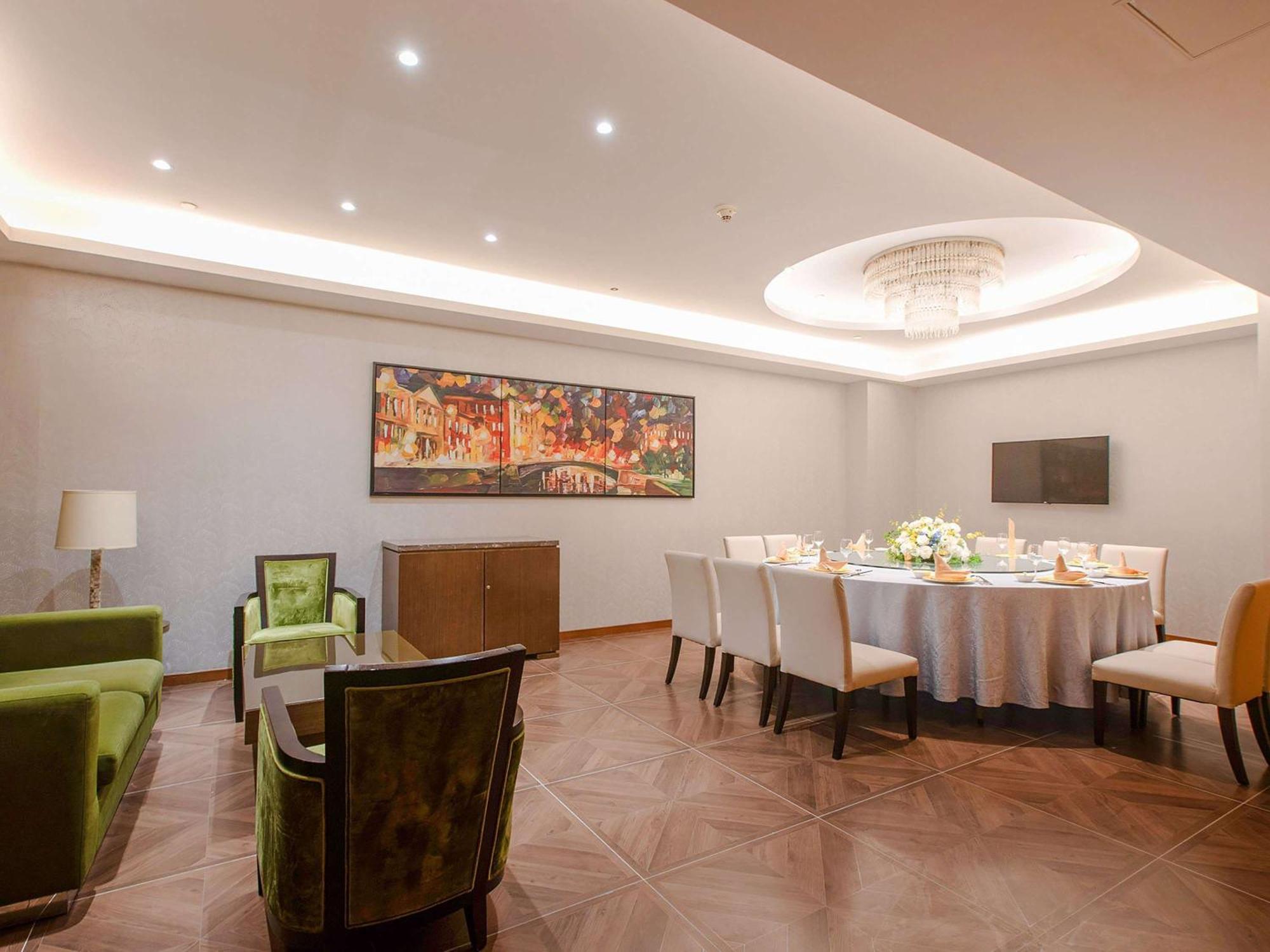 Novotel Nanjing Central Екстериор снимка