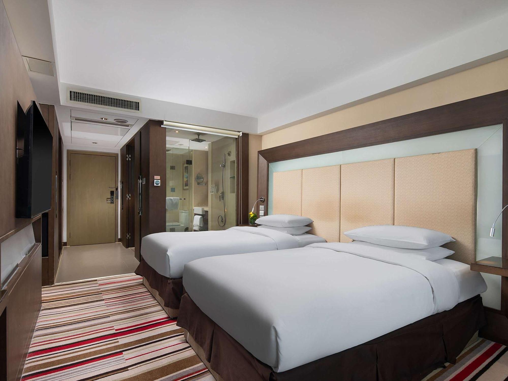 Novotel Nanjing Central Екстериор снимка