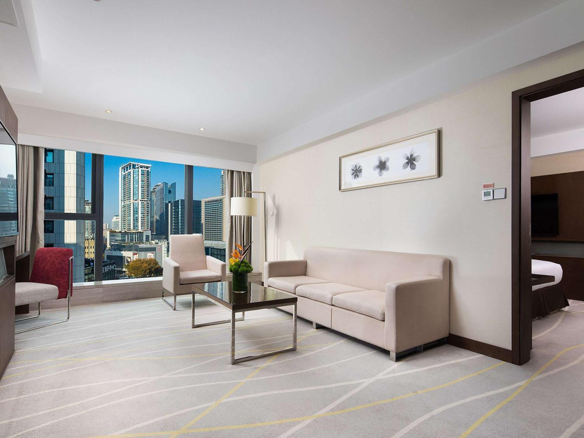 Novotel Nanjing Central Екстериор снимка