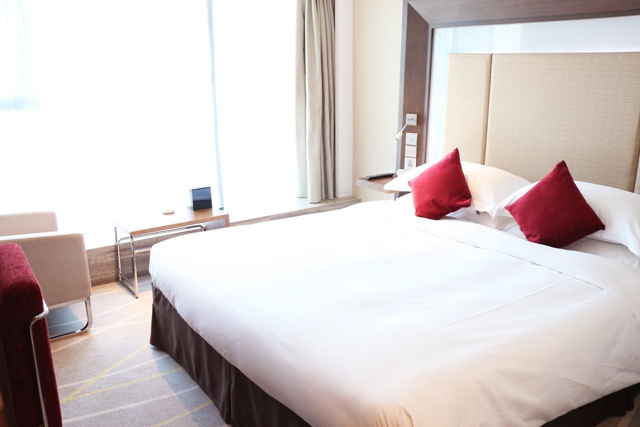 Novotel Nanjing Central Екстериор снимка